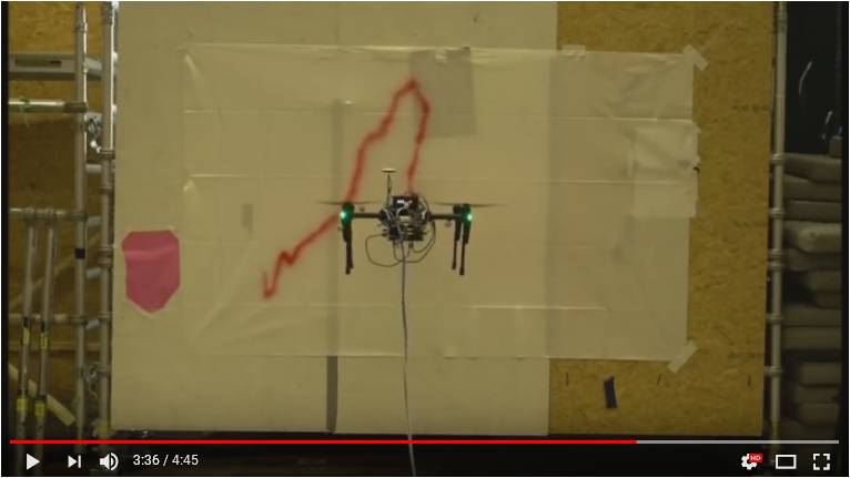 立体物の表面に自在にペイントできるディズニーのお絵描きドローン ペイントコプター Paintcopter 開発目的はアトラクションではなく メンテナンスでした ガジェット通信 Getnews
