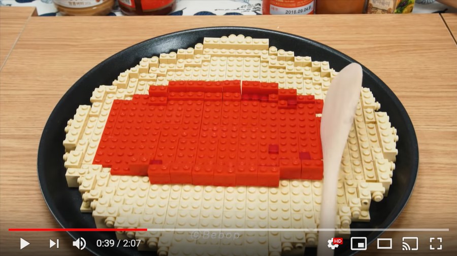 レゴでピザを作ったレシピ動画がすごい – 連載JP