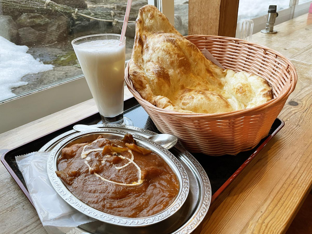 hokkaido-onsen-india-curry4.jpg