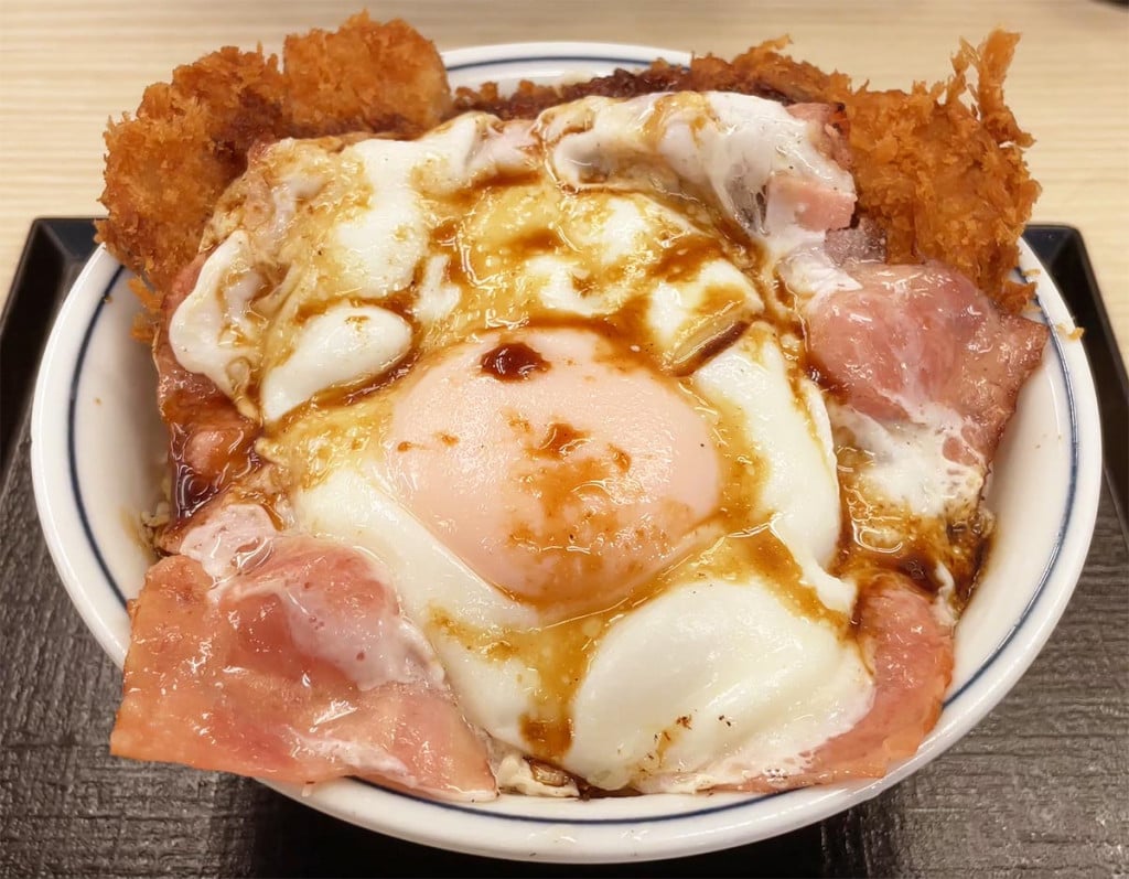 katsuya-bacon-egg-sauce-cutlet-bowl12.jpg