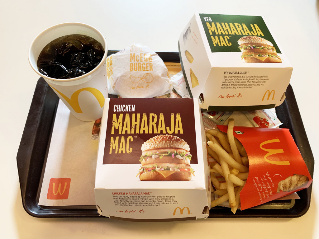 インドでマクドナルドの「具がタマゴしか入ってないハンバーガー」を食べてみた結果