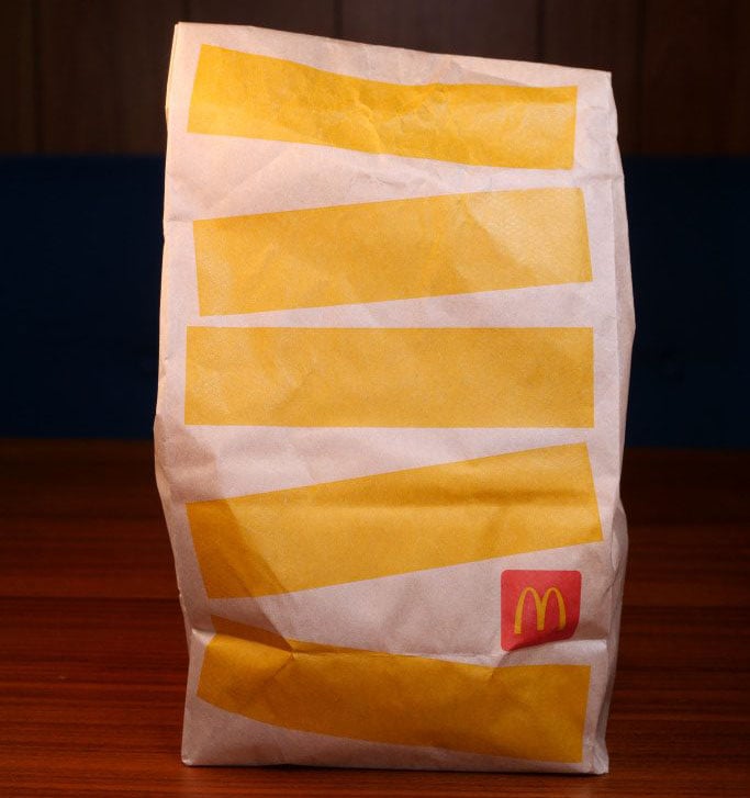 マクドナルドのテイクアウト時の紙袋が1枚20円に→ ネット騒然「マジかよ」「これは現実なの？」