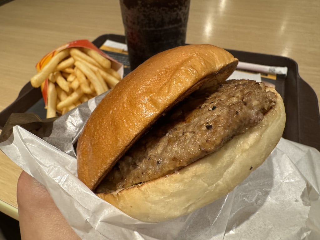 料理人・鳥羽周作シェフが大絶賛するロッテリア「絶品ビーフバーガー」が激しくウマい件