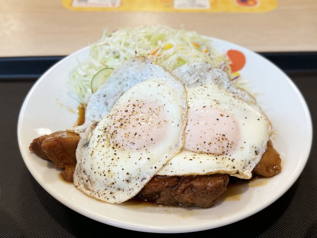 松屋の「柔厚炙りチャーシューエッグ定食」はご褒美→ 激ウマすぎるグルメの特異点ここにあり