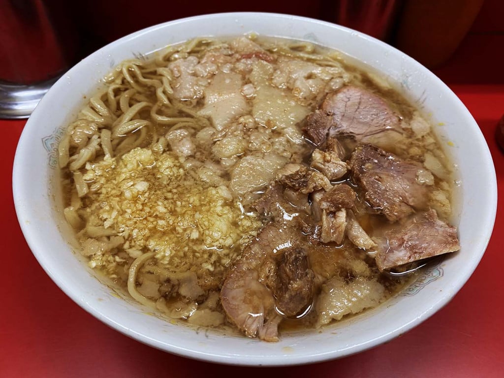 ラーメン二郎の「左上の法則」を無視した券売機が話題