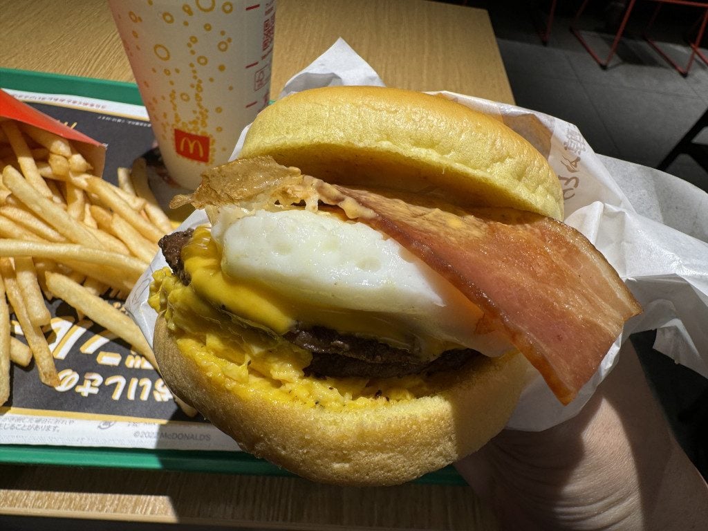 マクドナルドの月見バーガーは「倍芳醇ふわとろ月見」を食べれば間違いない理由