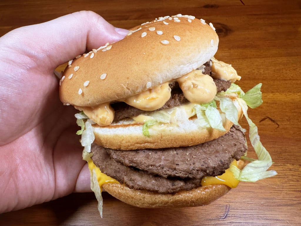 なんでもマクドナルドのビッグマック味にできるカルディの「ハンバーガーソース」がスゴイ