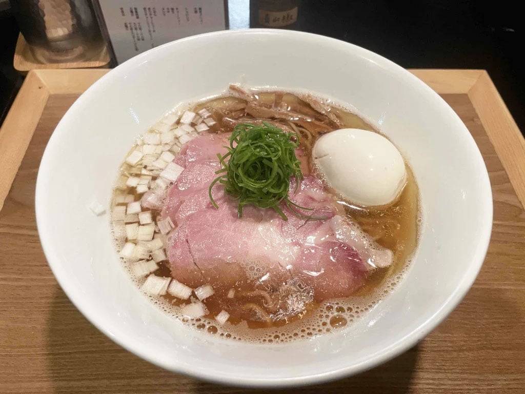 人気ラーメン店『のど黒らぁ麺 永屋』が中野に移転 / 嘘投稿した麺テロまろは出禁