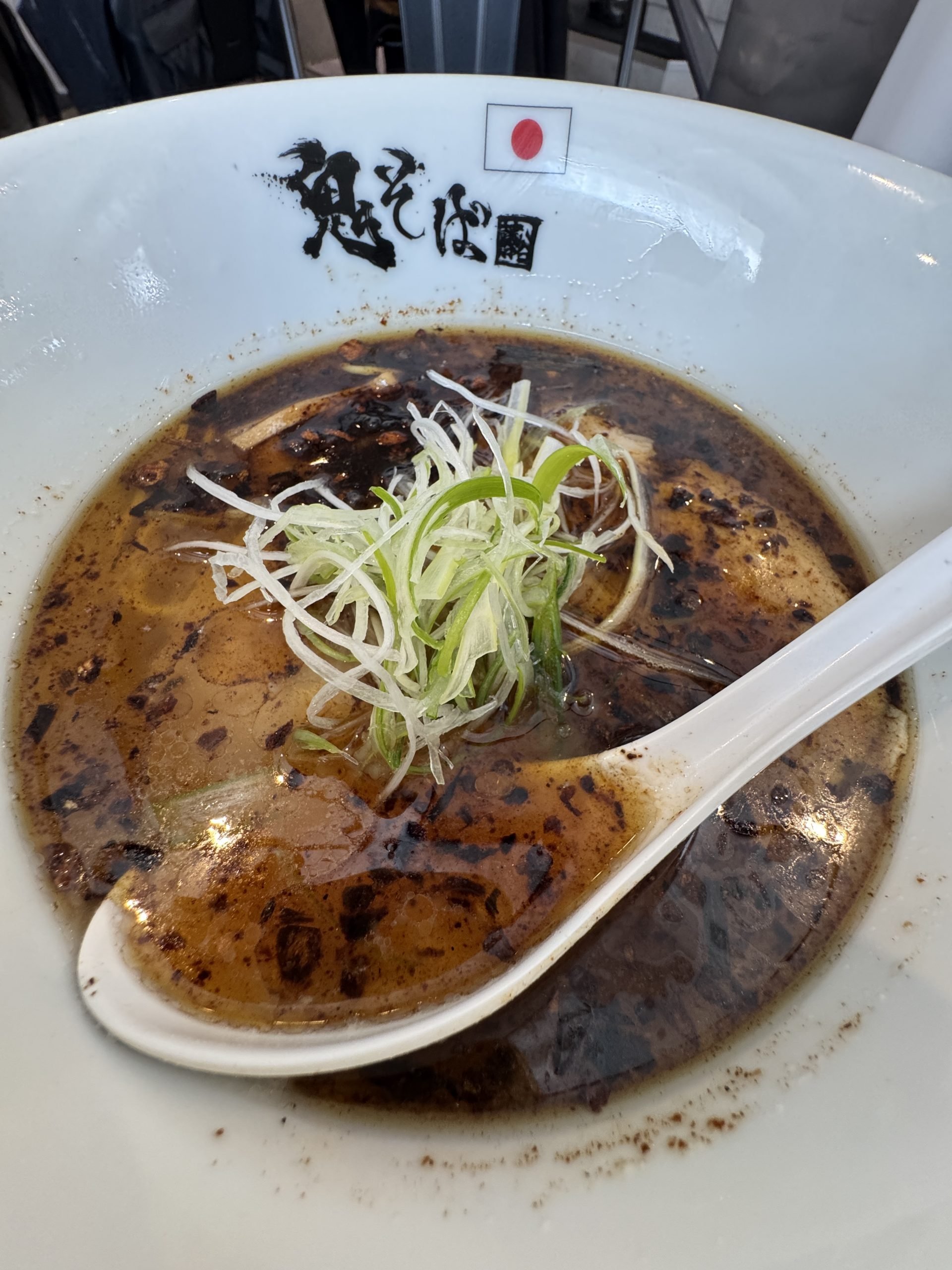 HEY！たくちゃんが店主のラーメン屋「鬼そば藤谷 浅草店」最終日に食べる / お湯そばとチャーハン