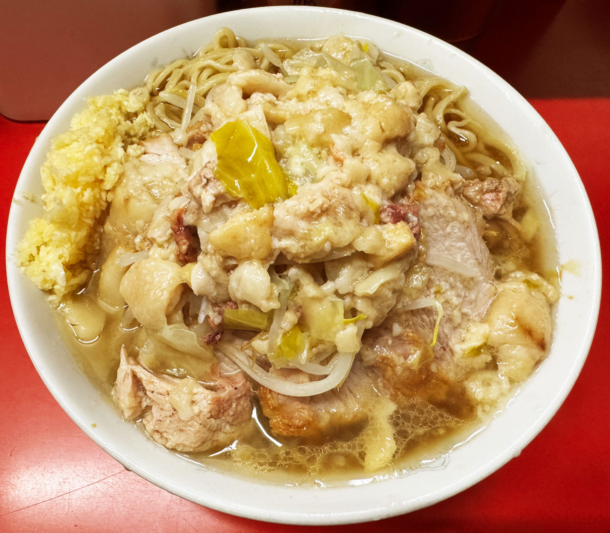 ラーメン二郎上野毛店のラーメン「アブラニンニクマシマシ」とコレがあれば最強