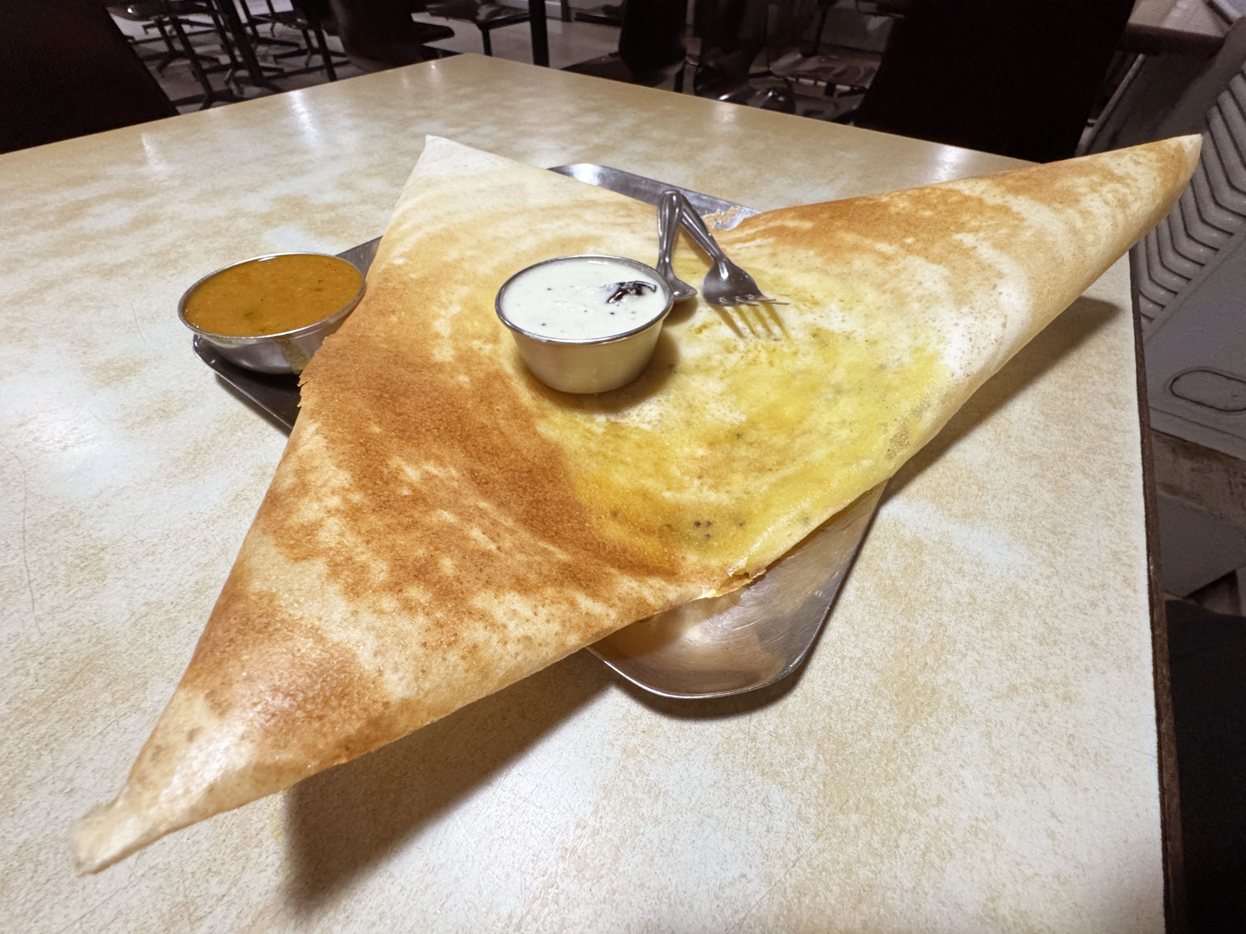 インドカレーのドーサは「もんじゃ焼き」である