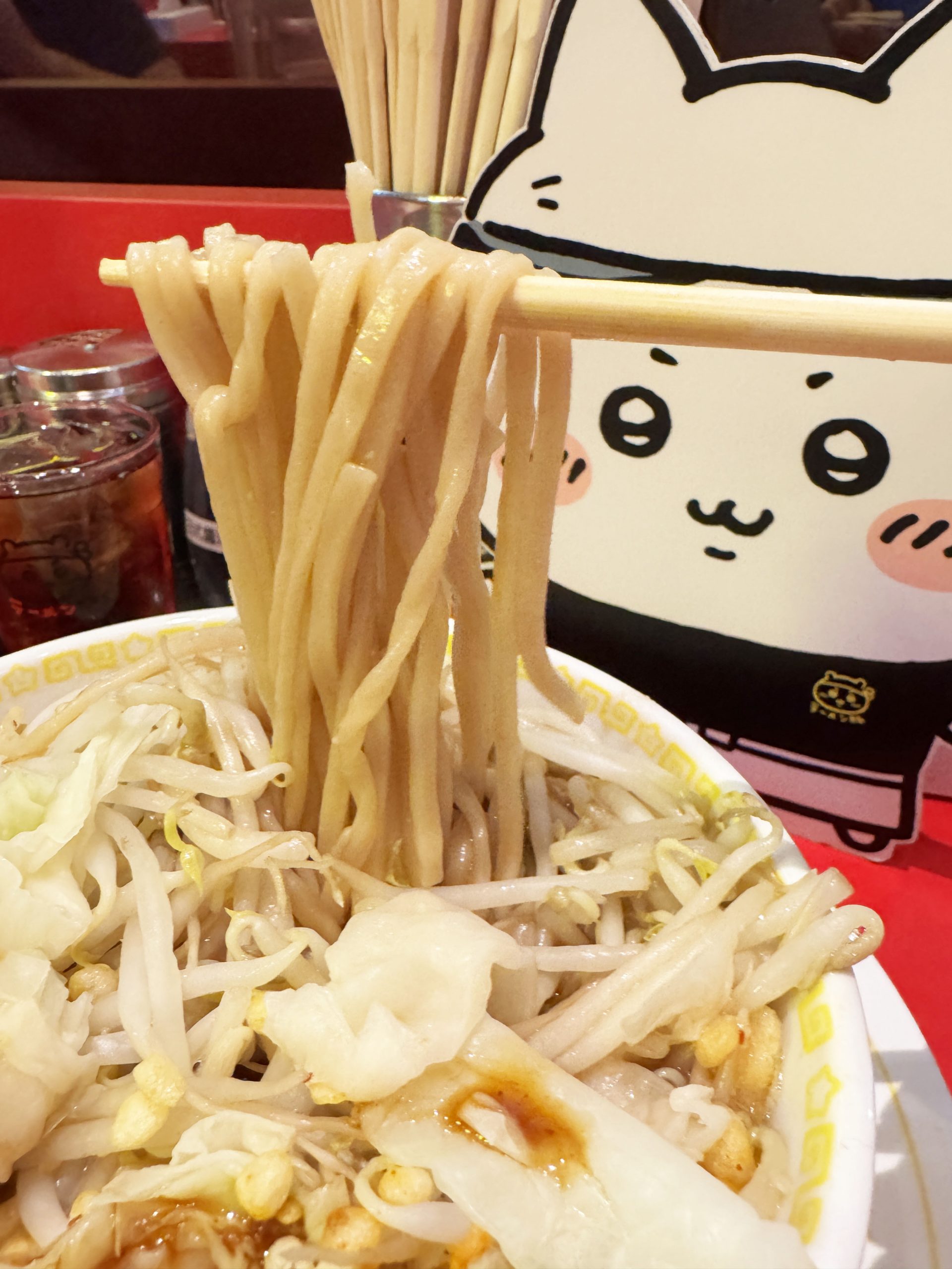 ラーメン二郎インスパイアラーメン店「ちいかわラーメン豚」の香港店に行った結果→ え!?