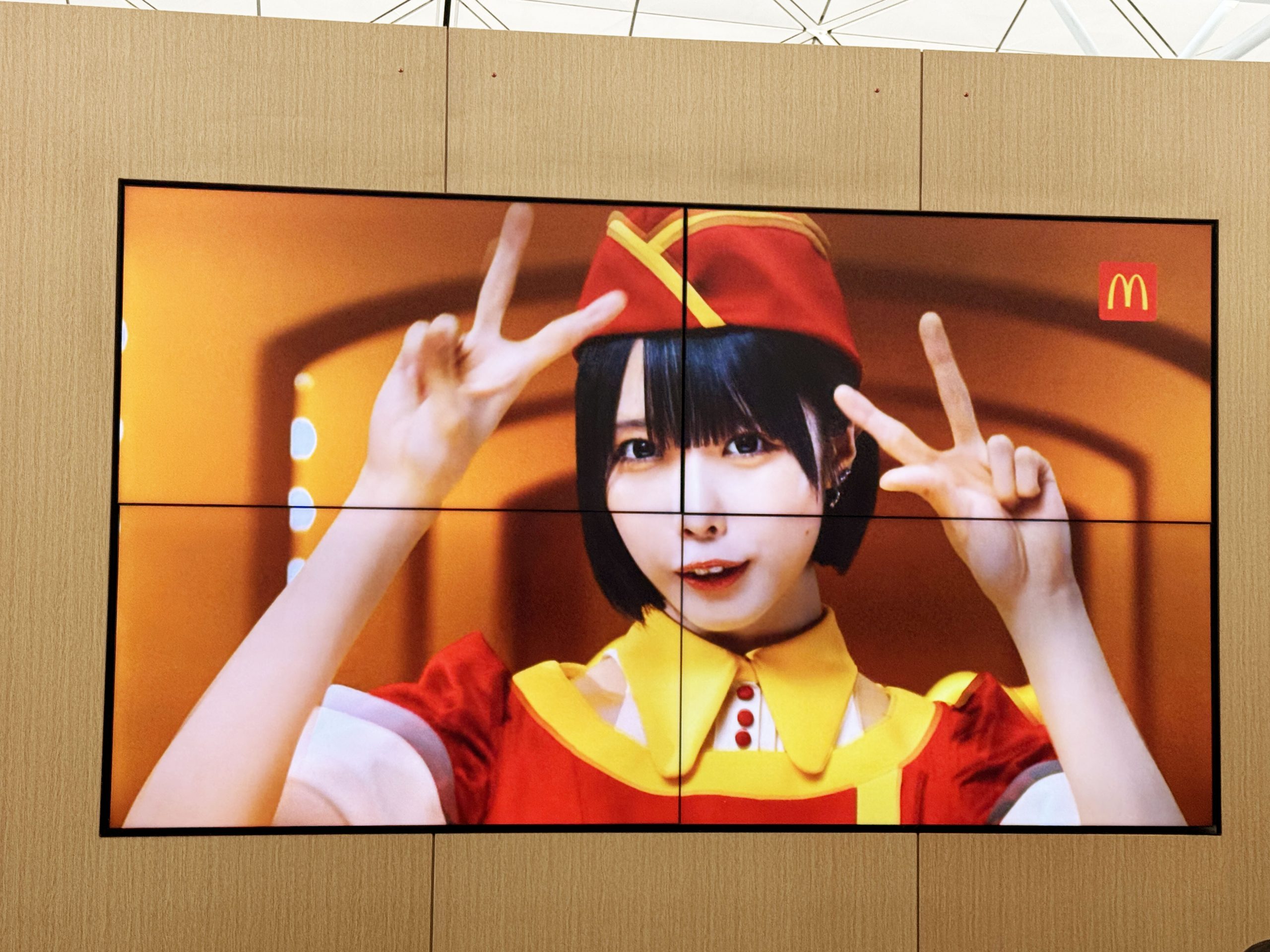 香港マクドナルドで「あのちゃん」が大人気！ 実際に行ってみた→ 朝マックを大々的にアピール