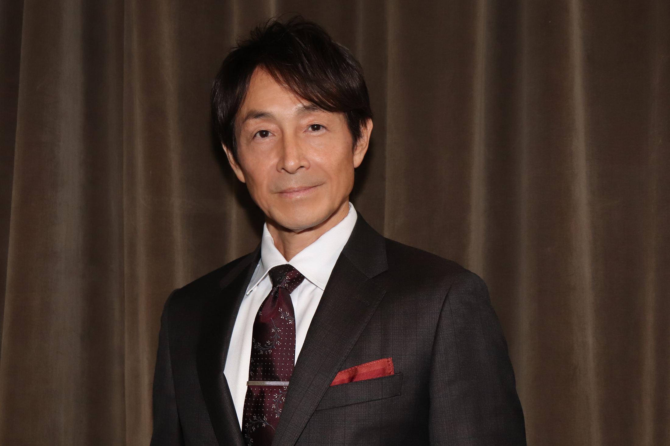 吉田栄作インタビュー「みなさんもスクルージと同じ気持ちで劇場を後に　クリスマスに観るふさわしい作品」　ミュージカル「クリスマス・キャロル」開幕