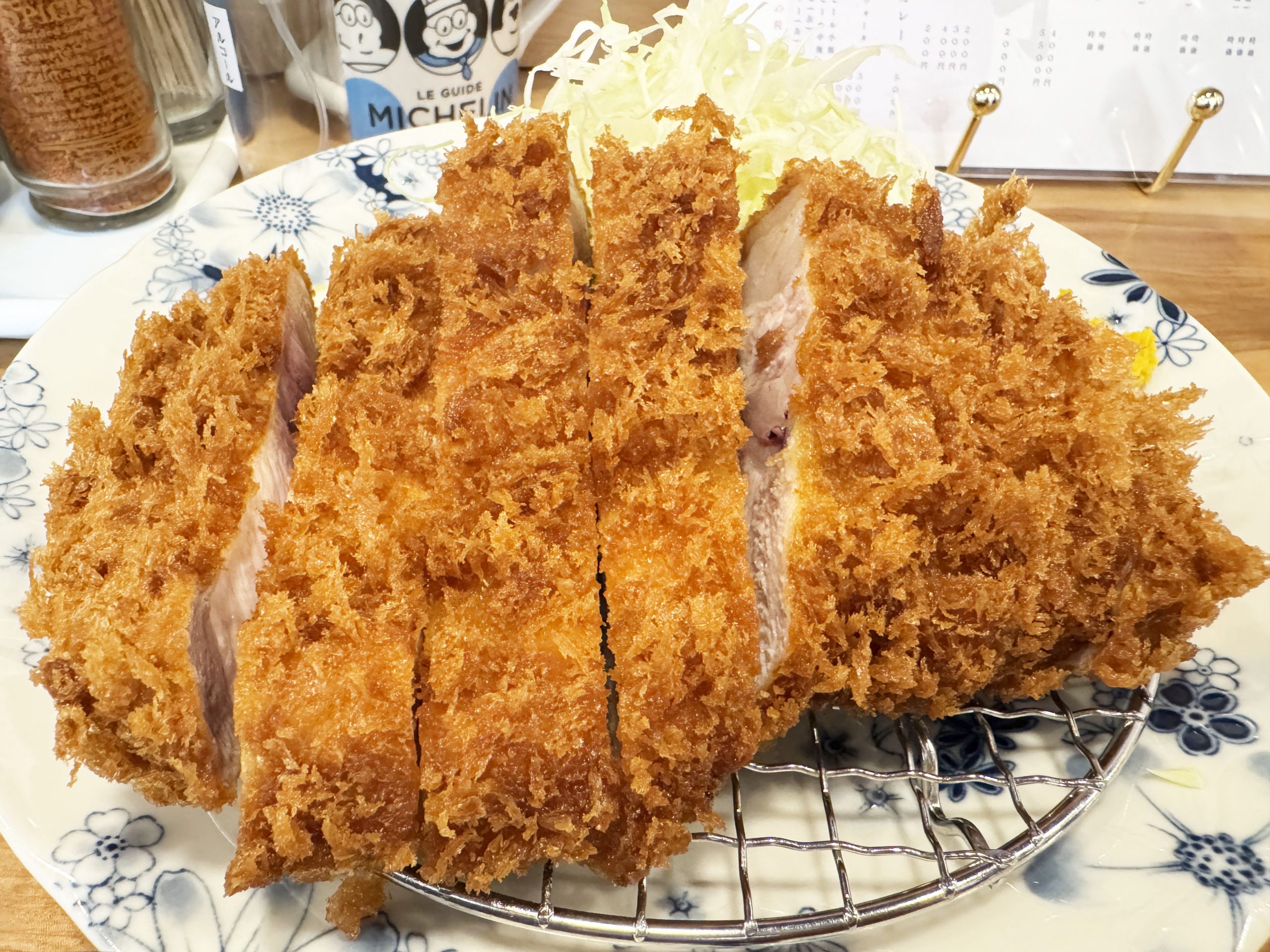 伝説のとんかつ屋「吉平」が復活したので行ってみた→ おそらく日本で一番ウマイ店