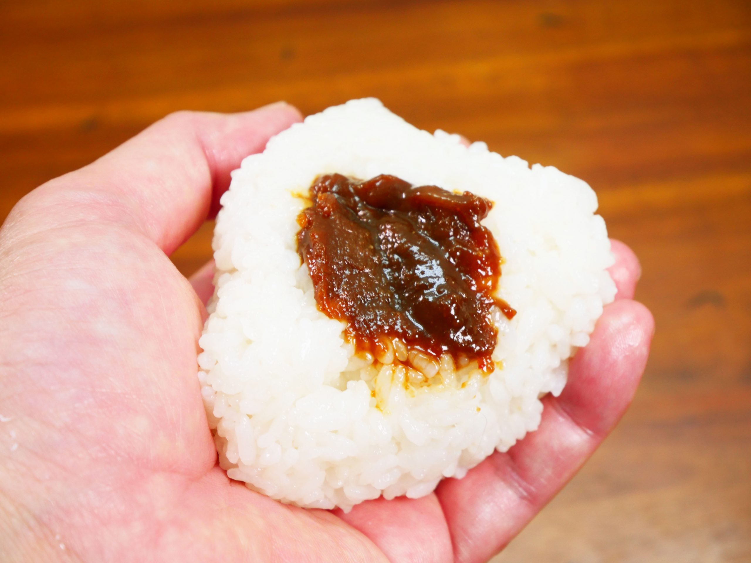 【おにぎりグルメ】新潟・佐渡のおむすびの具材が超ウマイらしい→食べて確かめてみた / ゆず味噌・ねぎ味噌・なめぜ