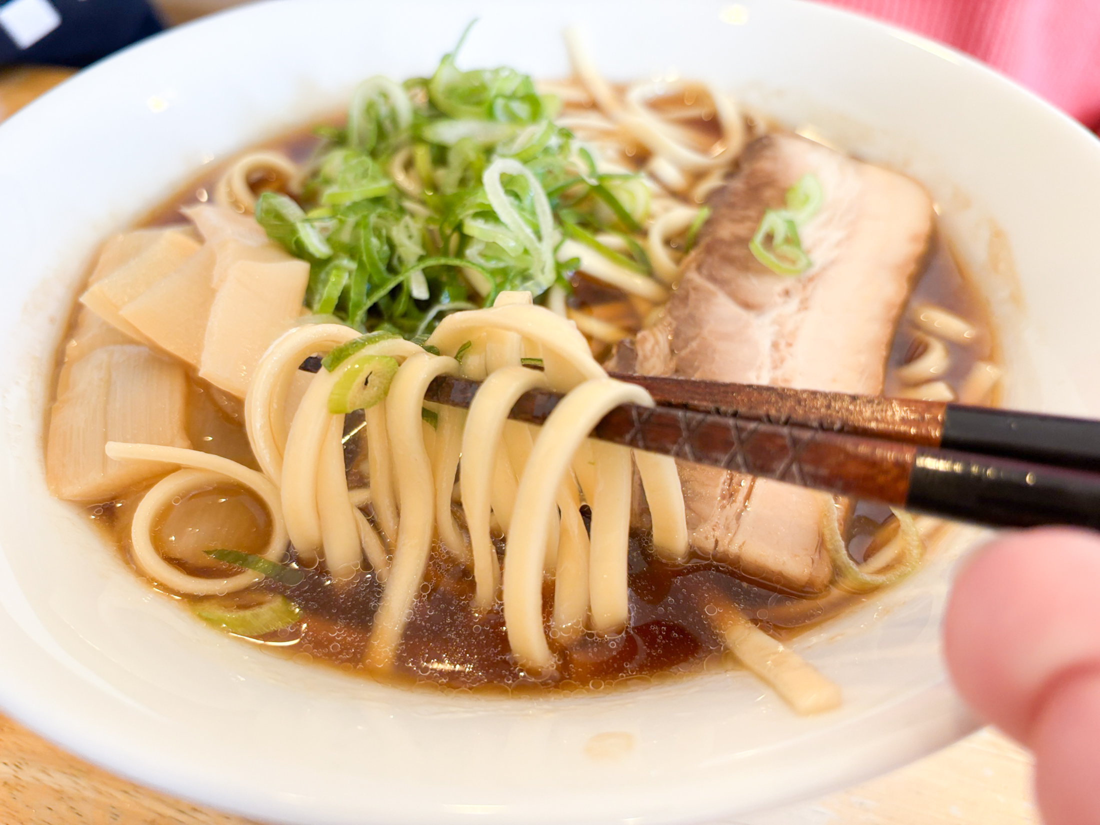 東京駅でも人気！ 「津軽煮干しラーメン」の名店「ひらこ屋」が乾麺で登場！