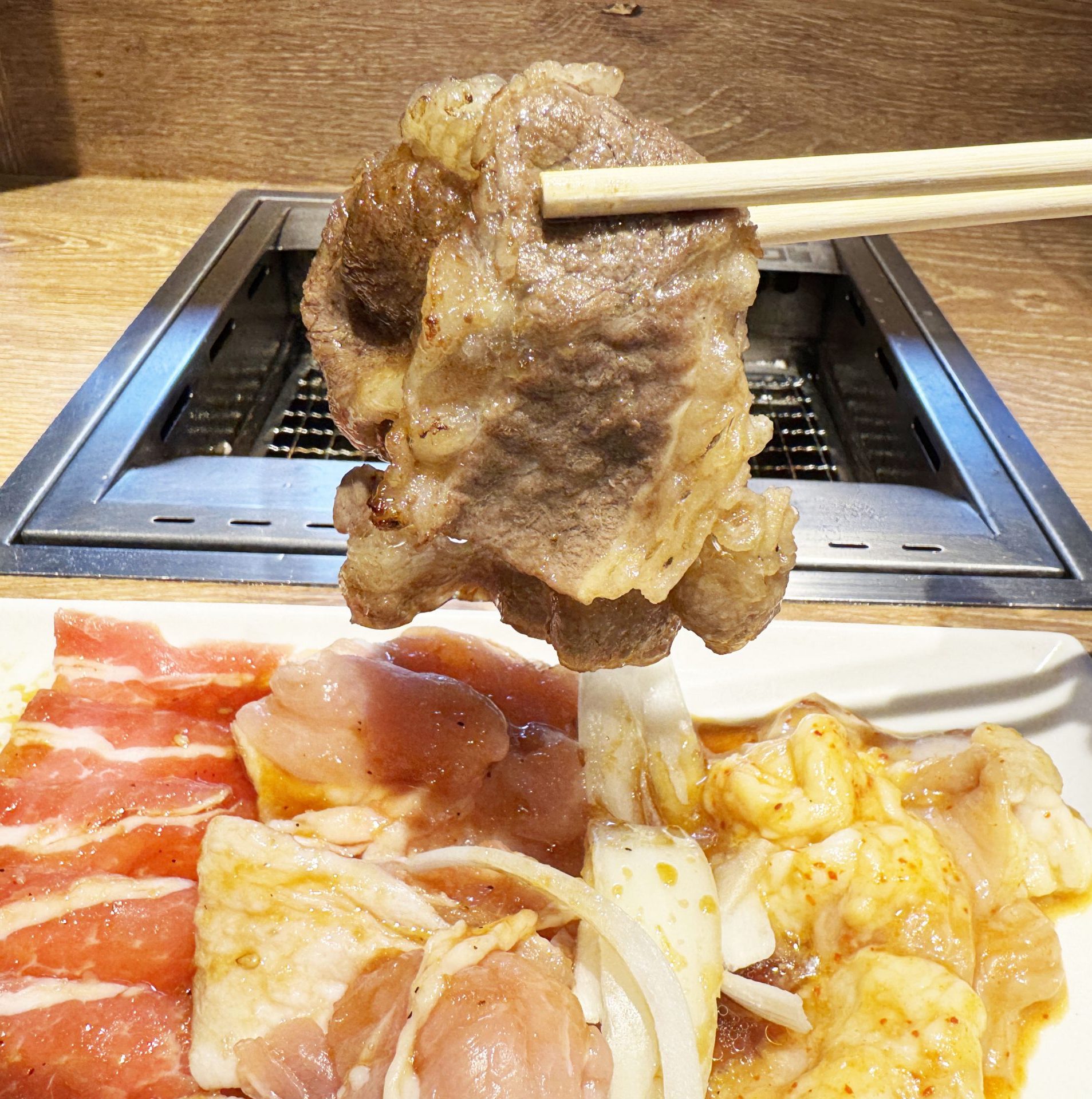 【最強一人焼肉】焼肉ライクの「焼肉食べ放題」が最高すぎる件→ さらにドリンクも無料で飲む方法
