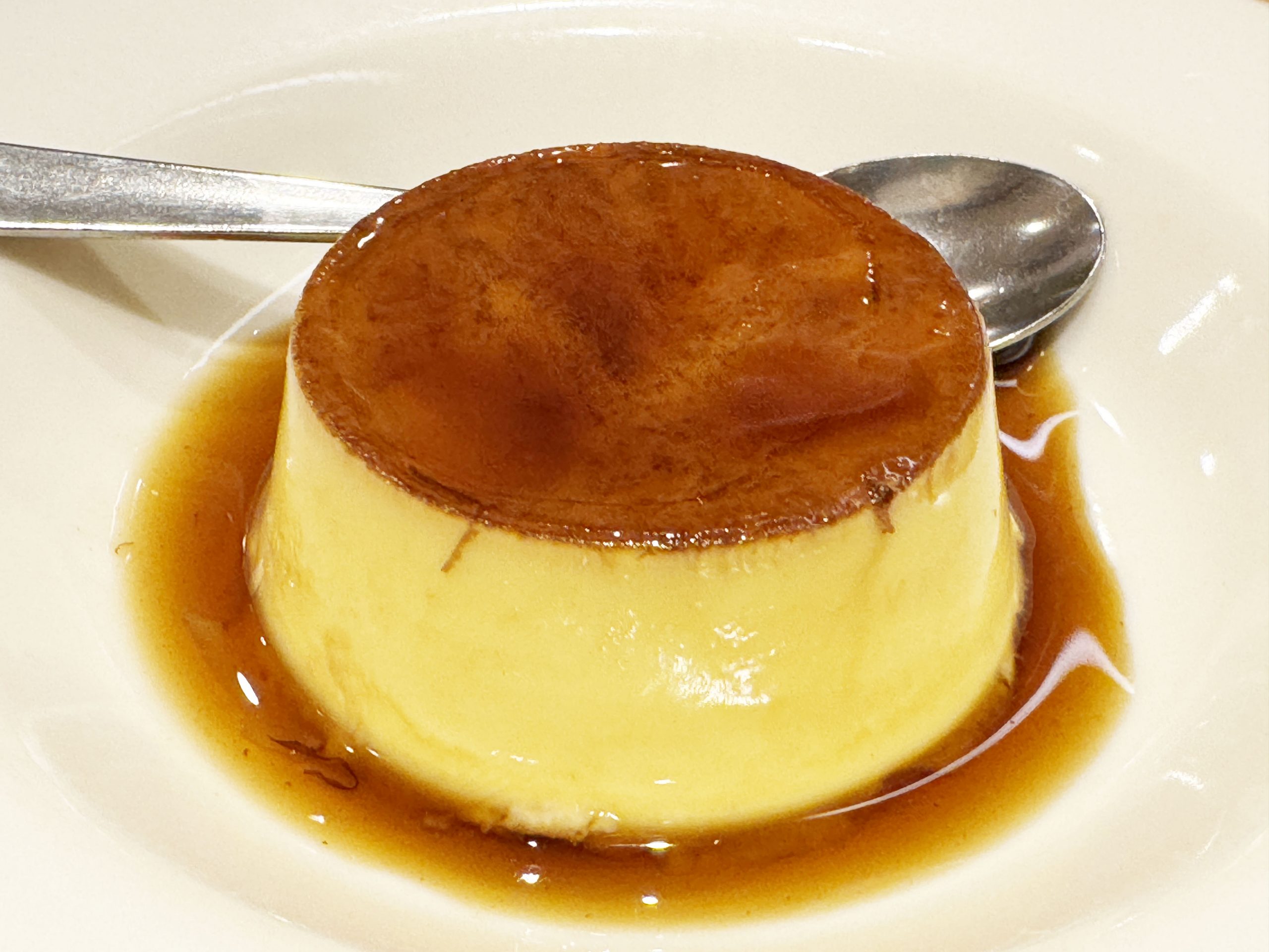 サイゼリヤのプリンをいちばん美味しく食べる方法が見つかりました