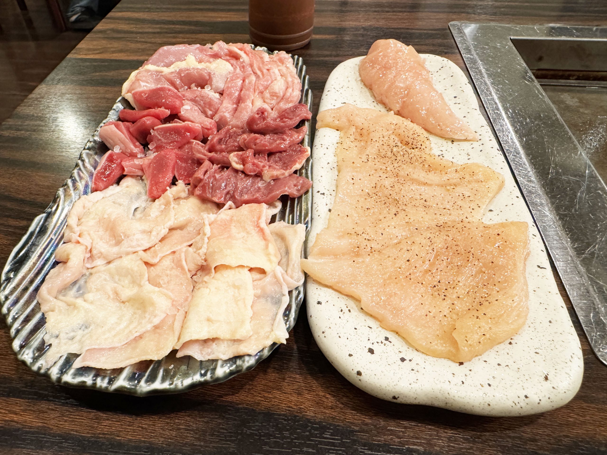 【大阪・岸和田グルメ】鶏肉専門焼肉屋「とりやとりで」が心の奥底から美味しくて感動したんだが