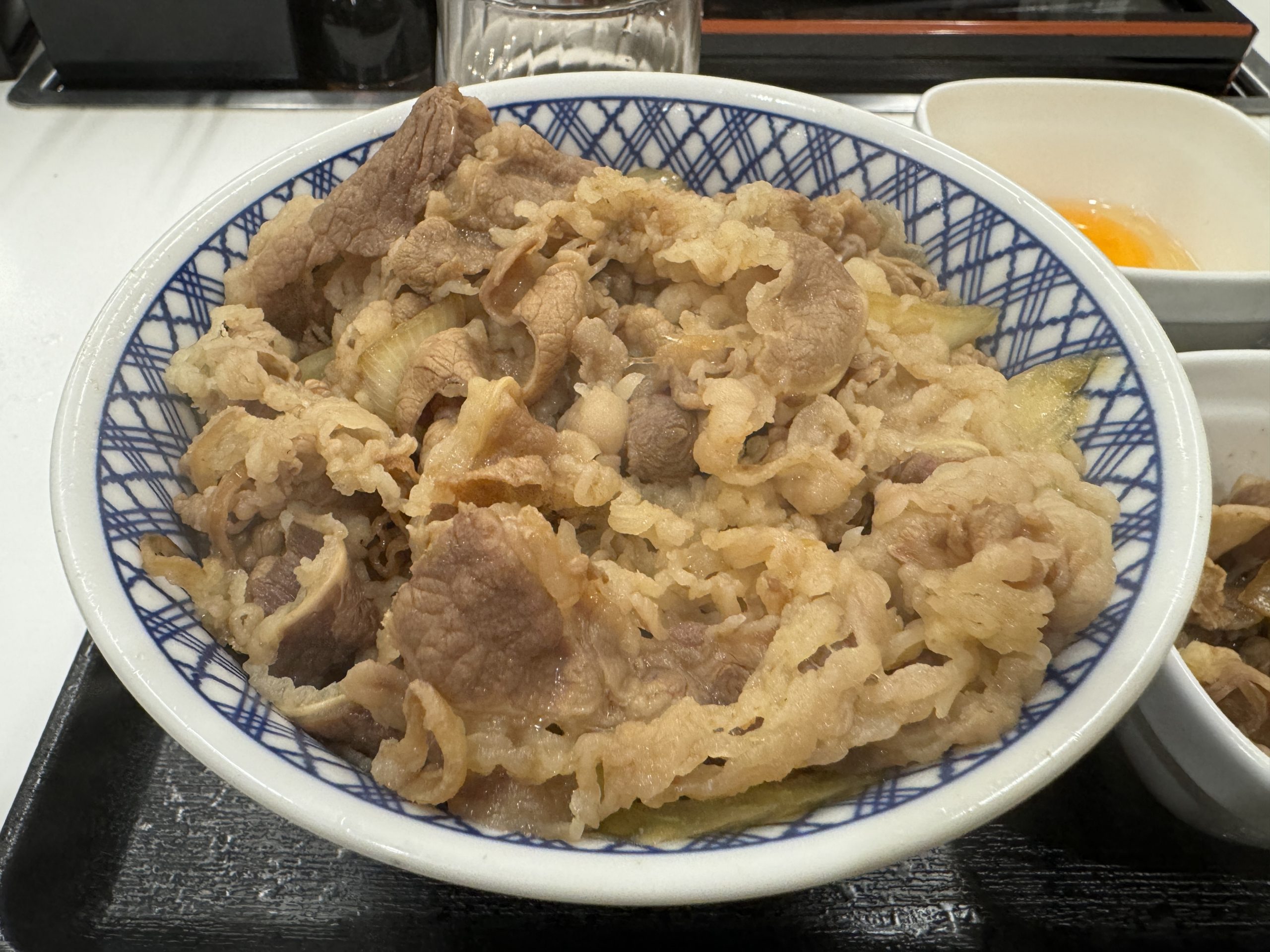 日本一美味しいと大絶賛されている東京・有楽町の吉野家に行く→ 実際に食べて感動した件