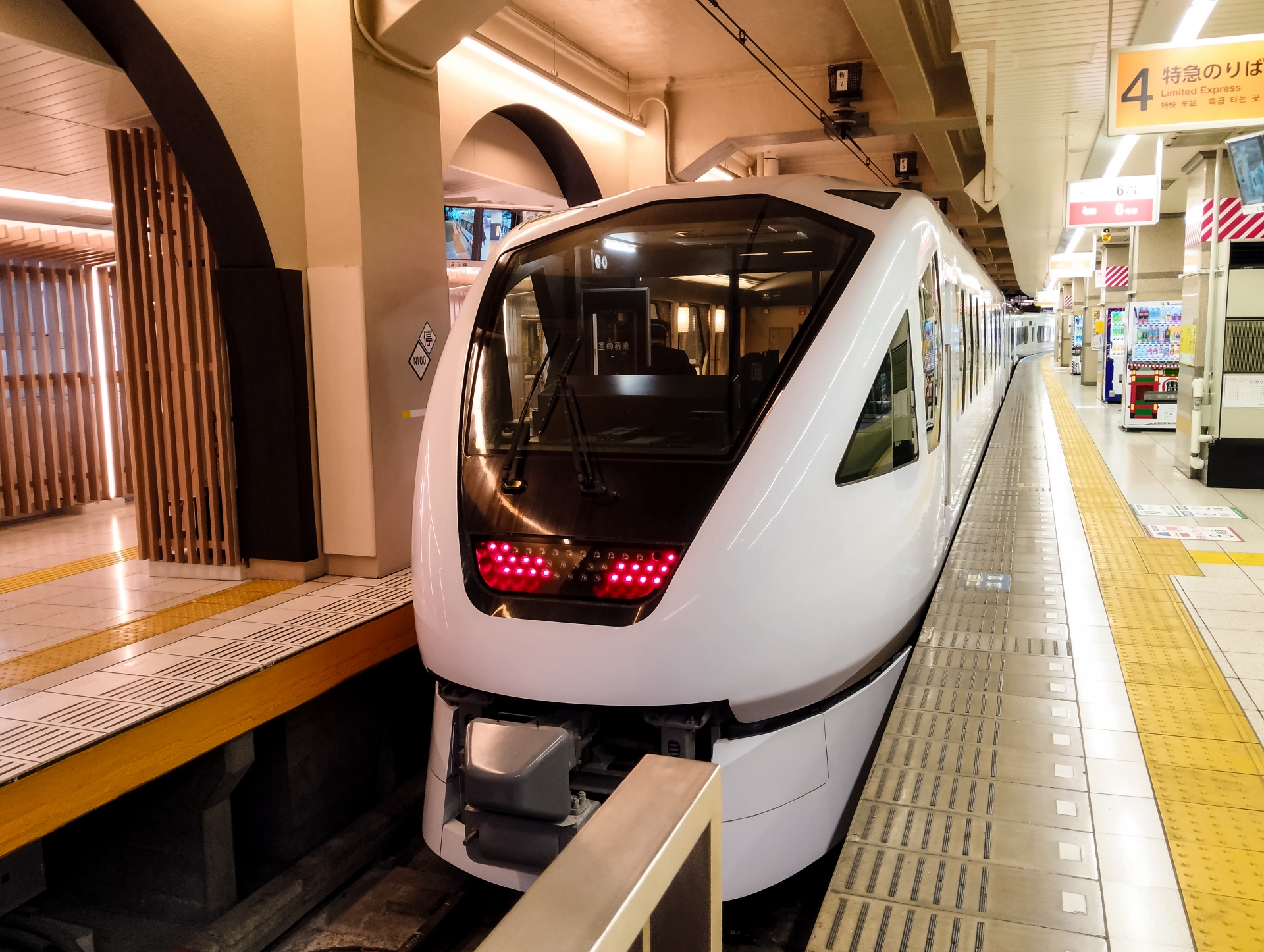 【東武鉄道】争奪戦になっている浅草・日光スペーシアXの「コックピットスイート」をスムーズに予約する方法