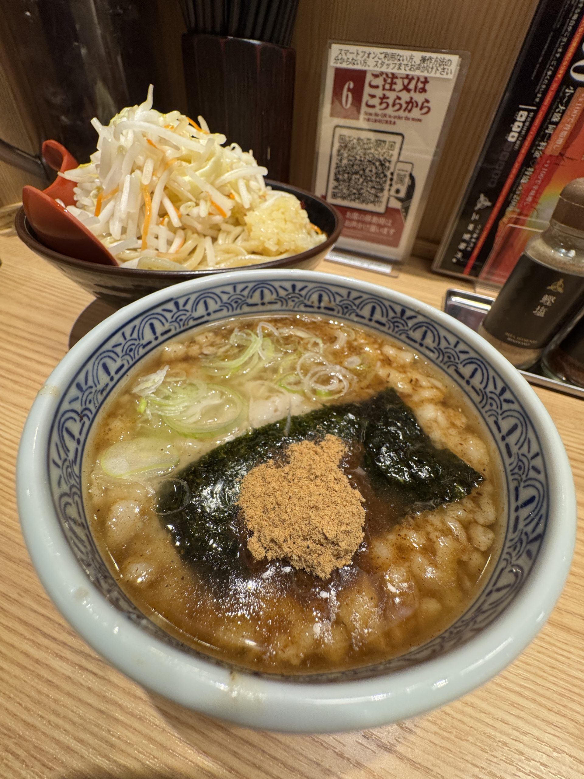 三田製麺所のラーメン二郎系つけ麺「背脂つけ麺」を食べた話