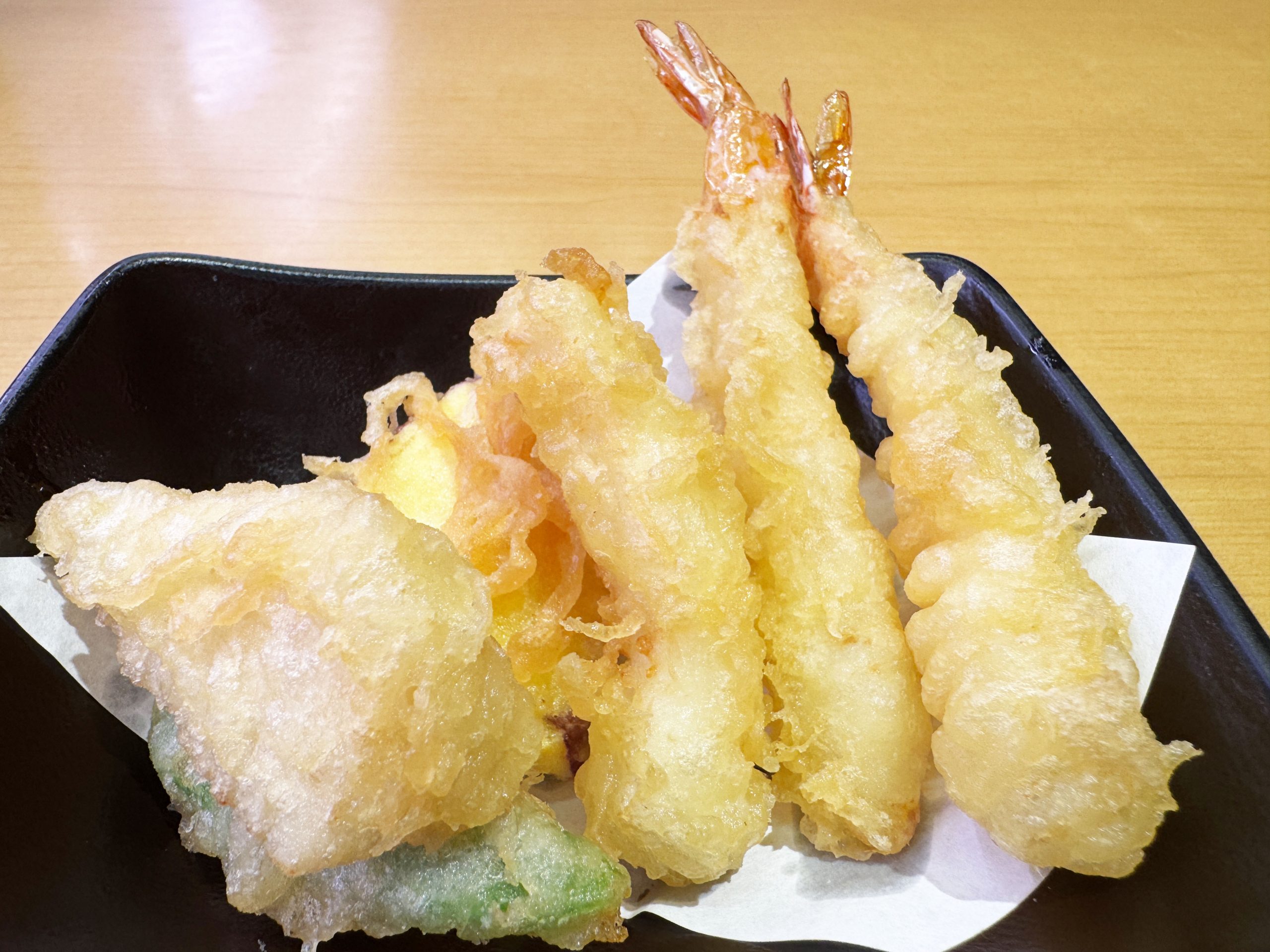回転寿司屋は天ぷらを食べに行くところなの！ スシローの天ぷらうまいの！ 異論ないよね
