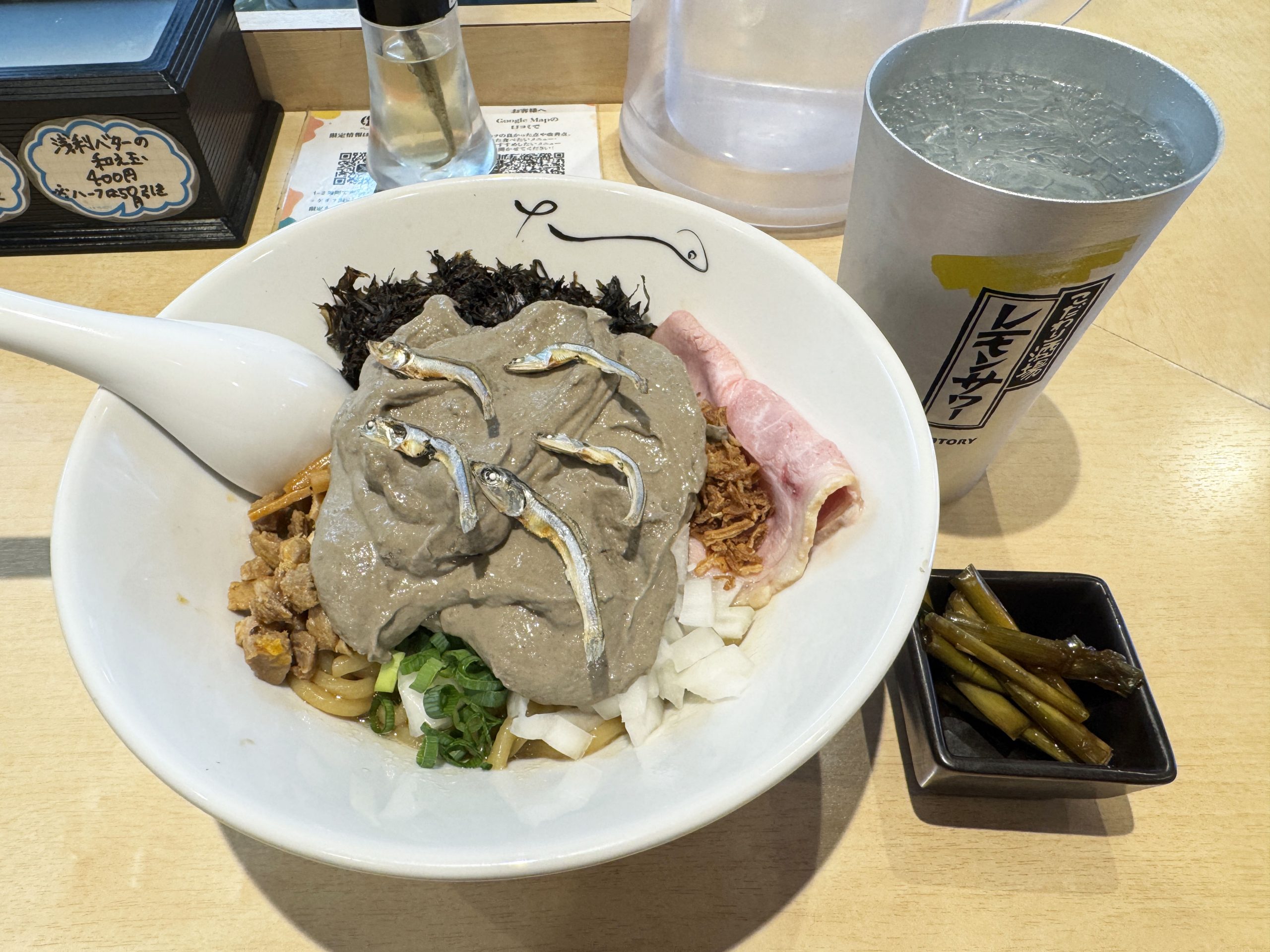 煮干し5倍の「煮干しまぜそば」を食べてみた / 中華そば 結。